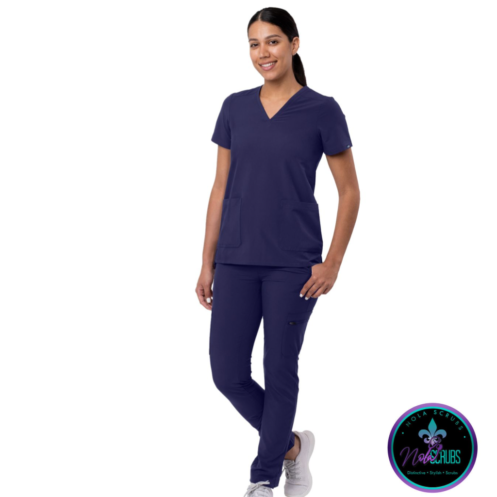 Nola Women's Modern Athletic Jogger Scrub Set - Royal – NOLA Scrubs